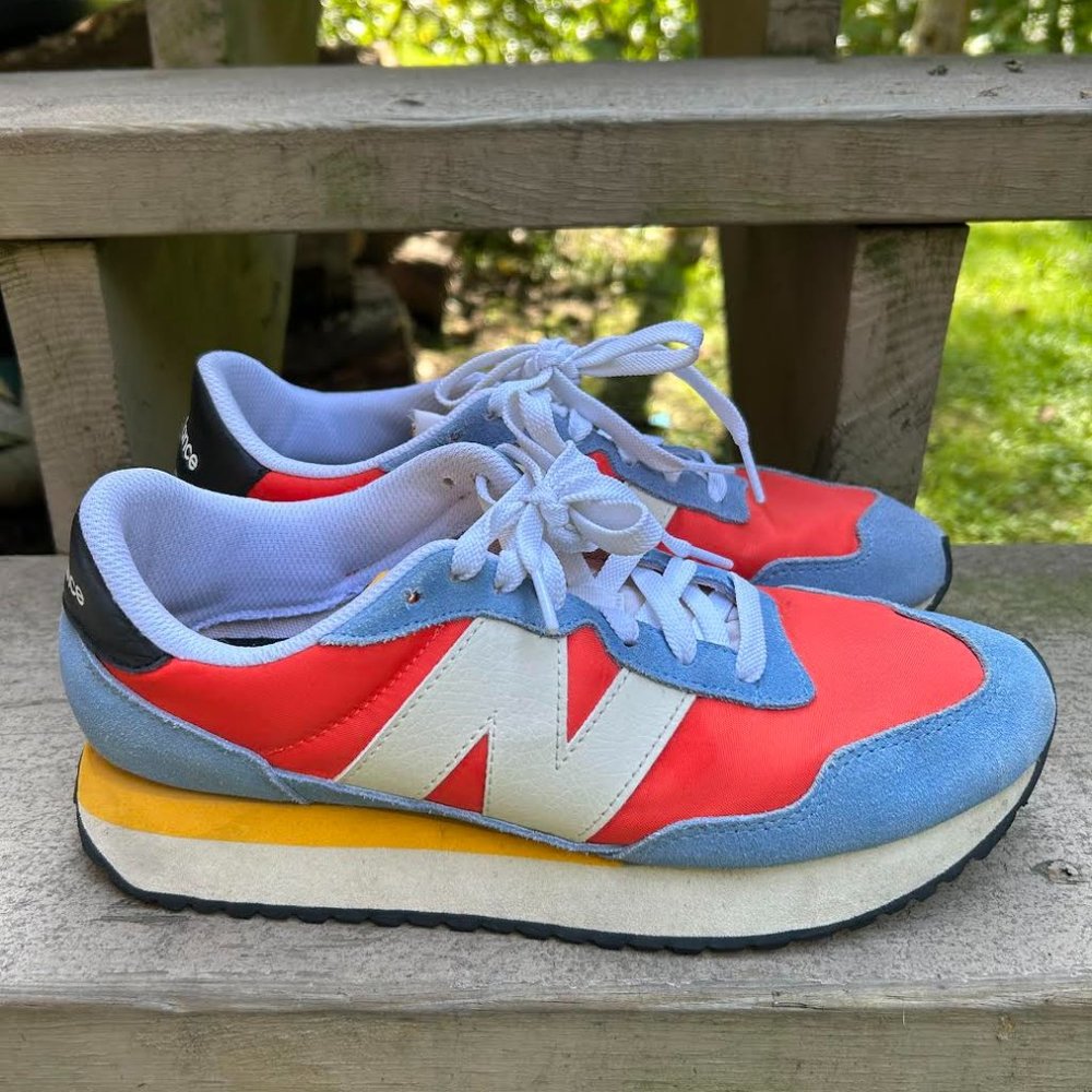 New Balance 237 Sneakers